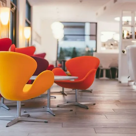 Hotel City Lugano Готель 4*