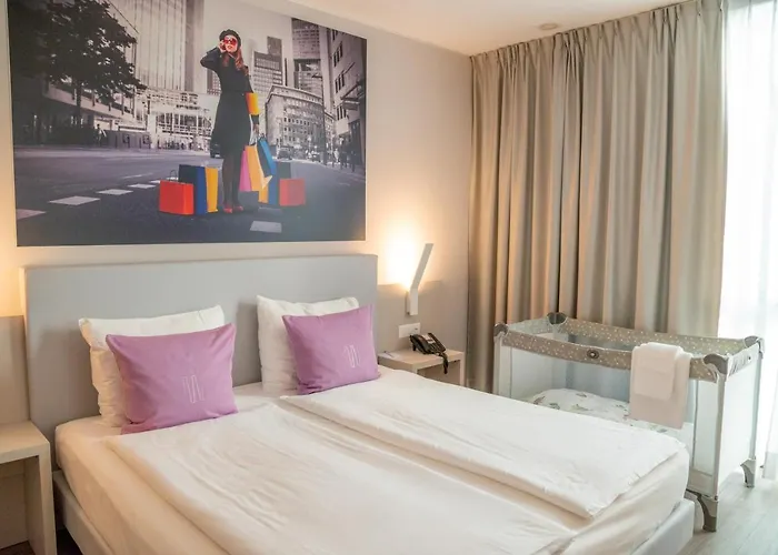 Hotel City Lugano Szálloda 4*