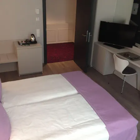 Hotel City Lugano Лугано