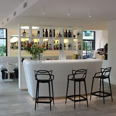 Hotel City Lugano Готель Лугано