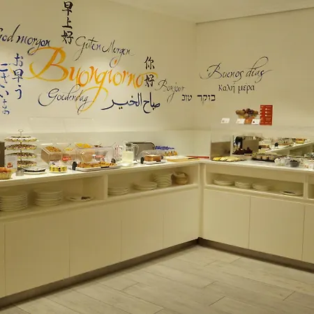 Hotel City Lugano Готель