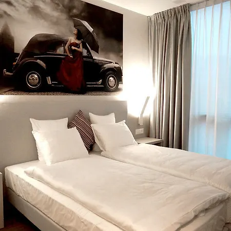 Hotel City Lugano Готель 4*